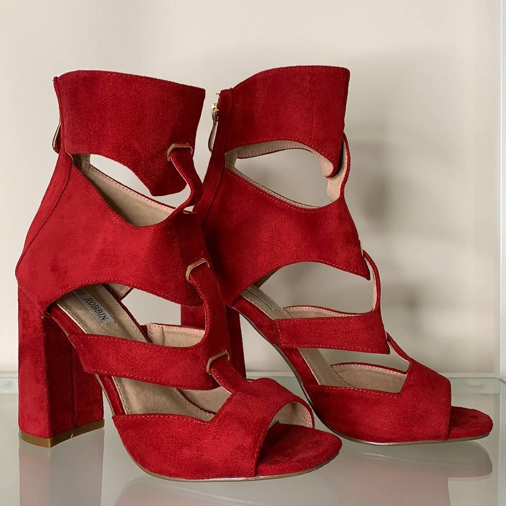 Cape Robbin | Red suede sandals